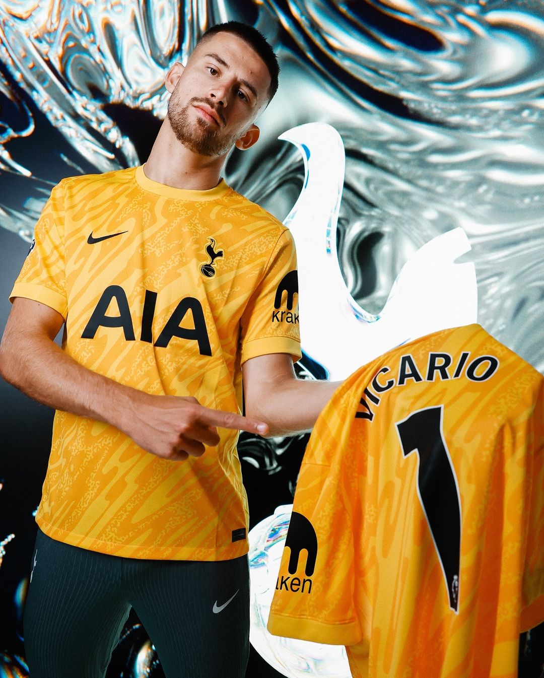 Tottenham Hotspur Goalkeeper 24/25