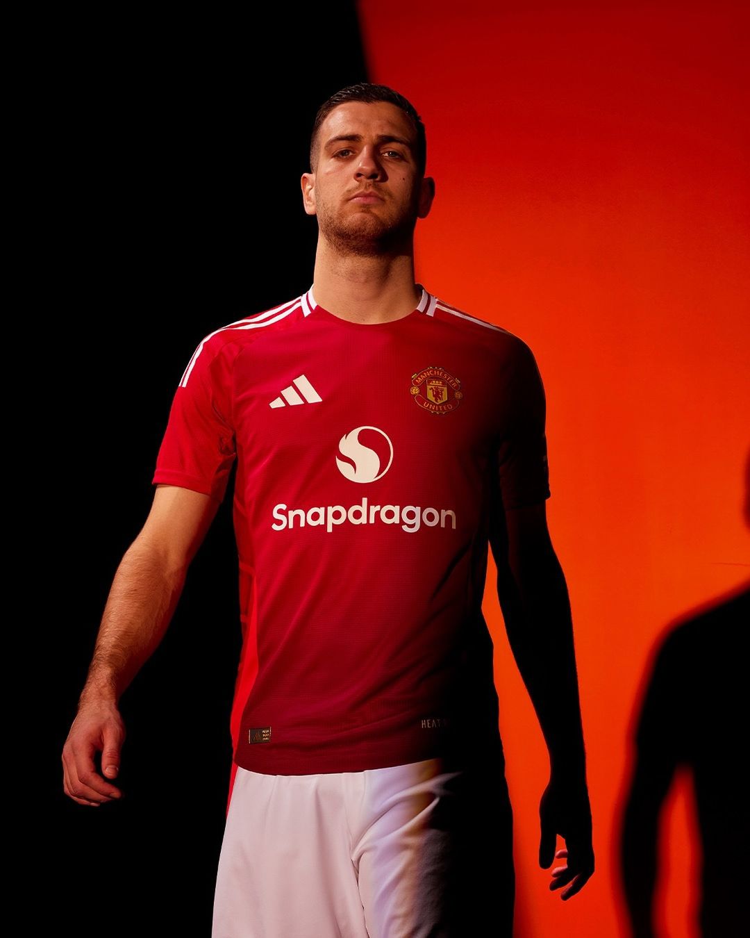 Manchester United Home 24/25 (Player's Version)