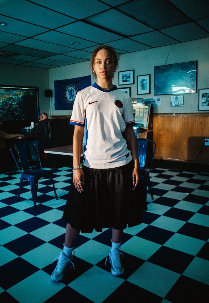Chelsea Away 24/25 (Women's Size)