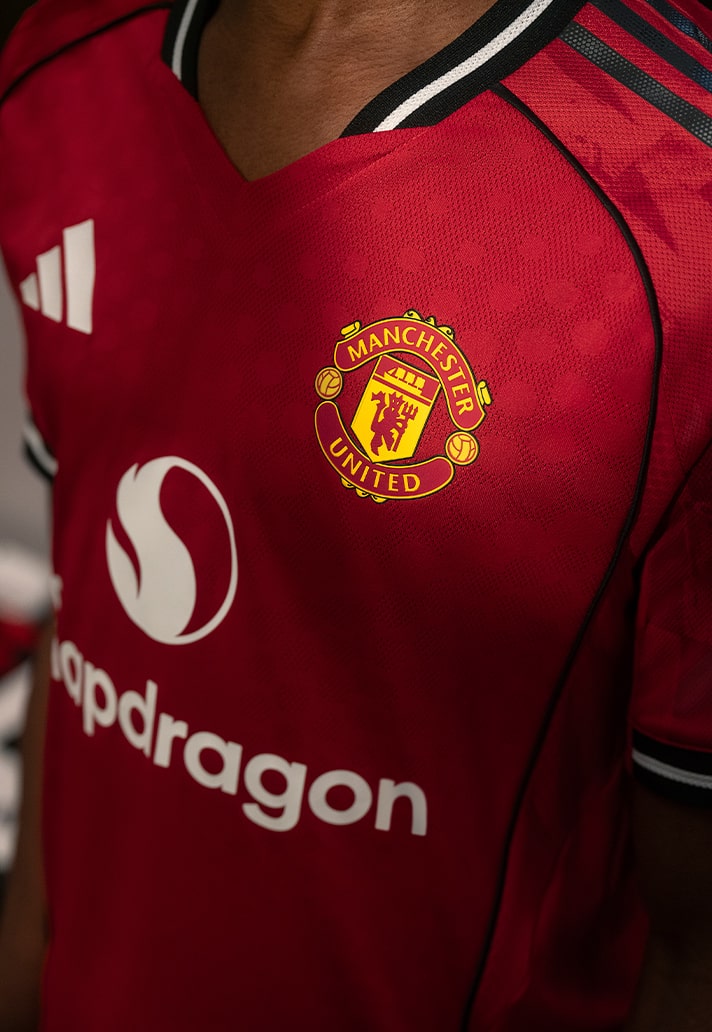 Manchester United Home 25/26