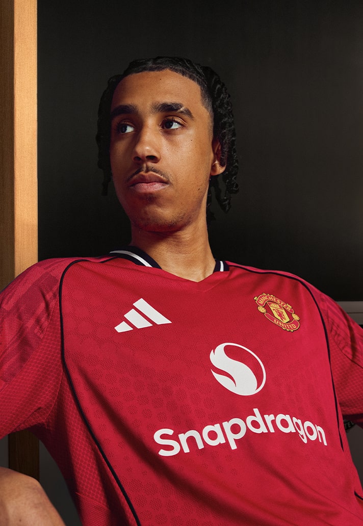 Manchester United Home 25/26