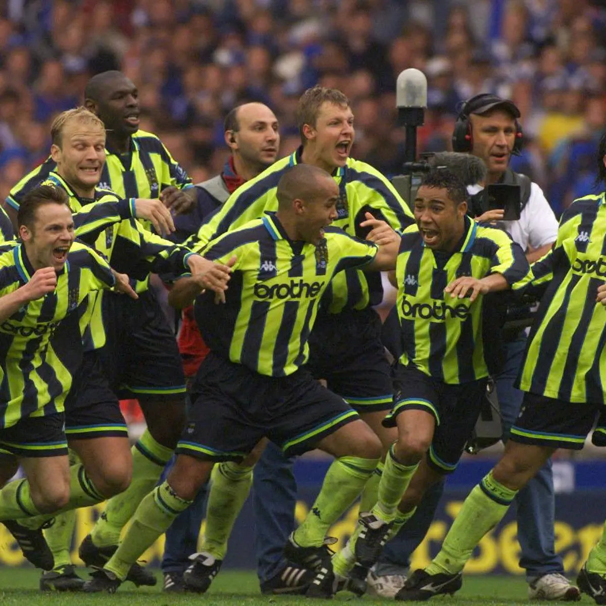 Manchester City Away 98/99 Retro