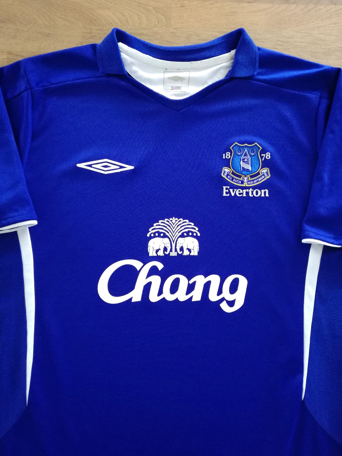 2005/06 Everton Home Football Shirt (L)