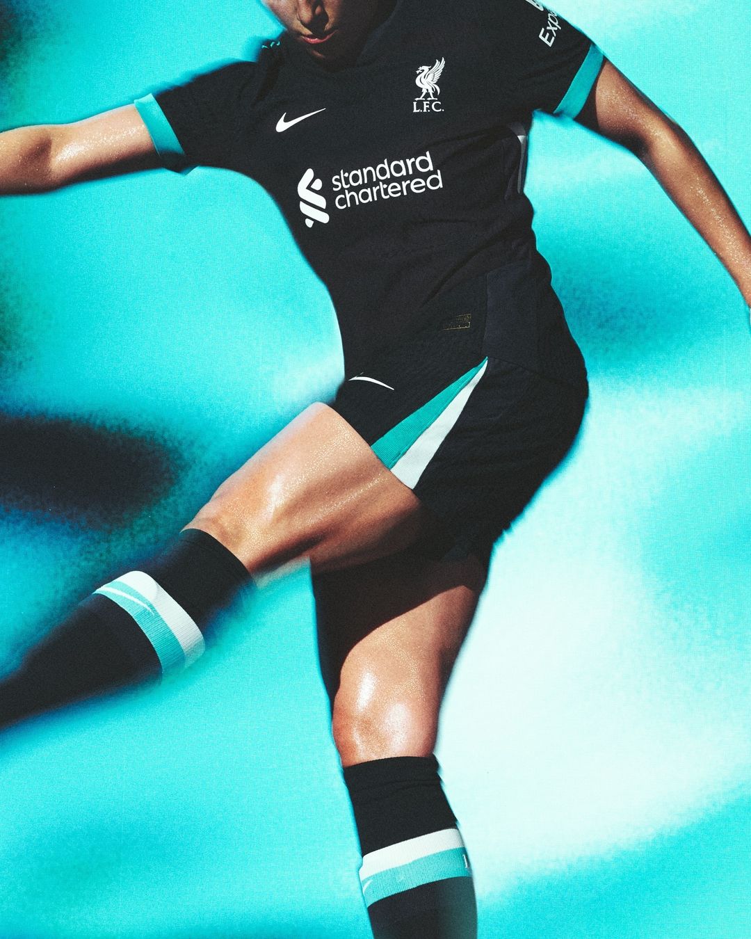 Liverpool Away 24/25 (ON-HAND)