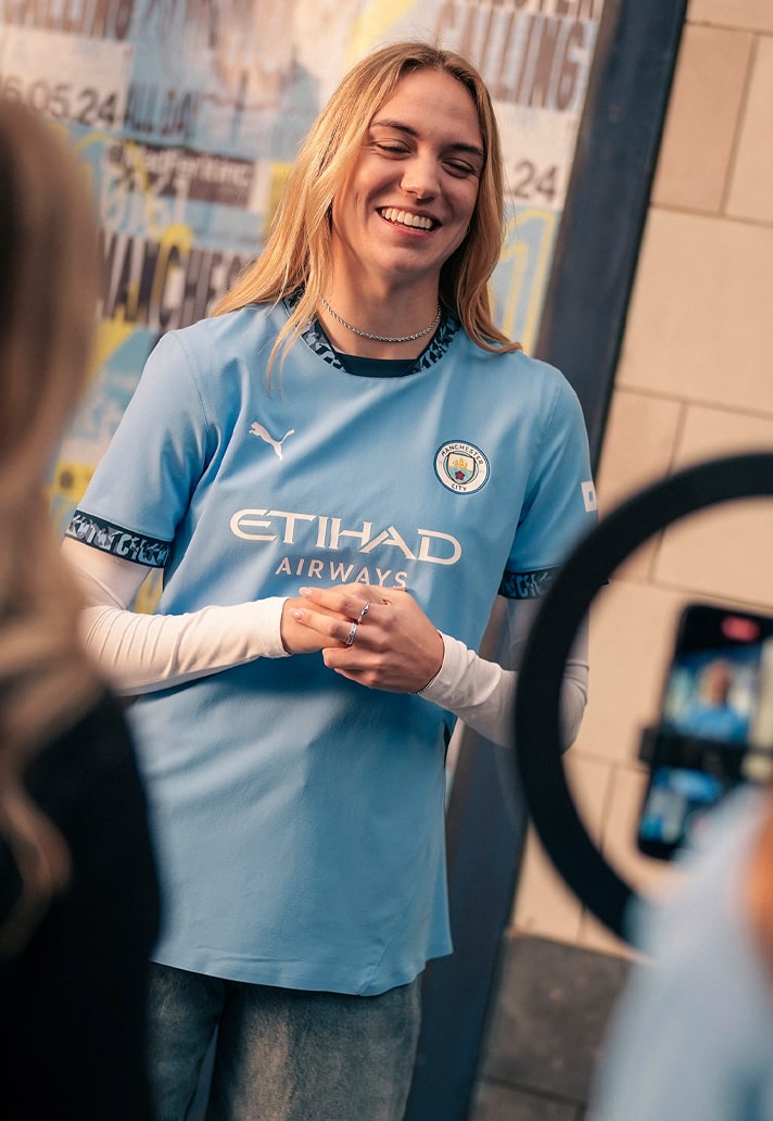 Manchester City Home 24/25 (Women's Size)