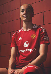 Manchester United Home 24/25 (Women's Size)