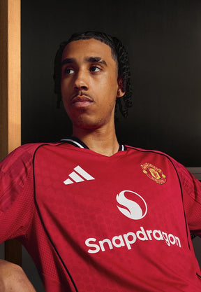 Manchester United Home 25/26 (ON-HAND)